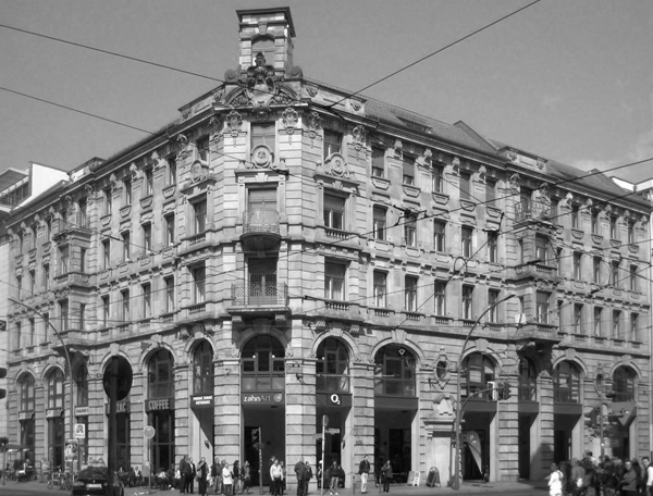 Commercial building, Listed Monument